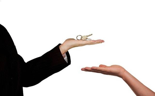 Quelles sont les astuces pour négocier ou renégocier son prêt immobilier pour acheter un appartement à Nantes ?